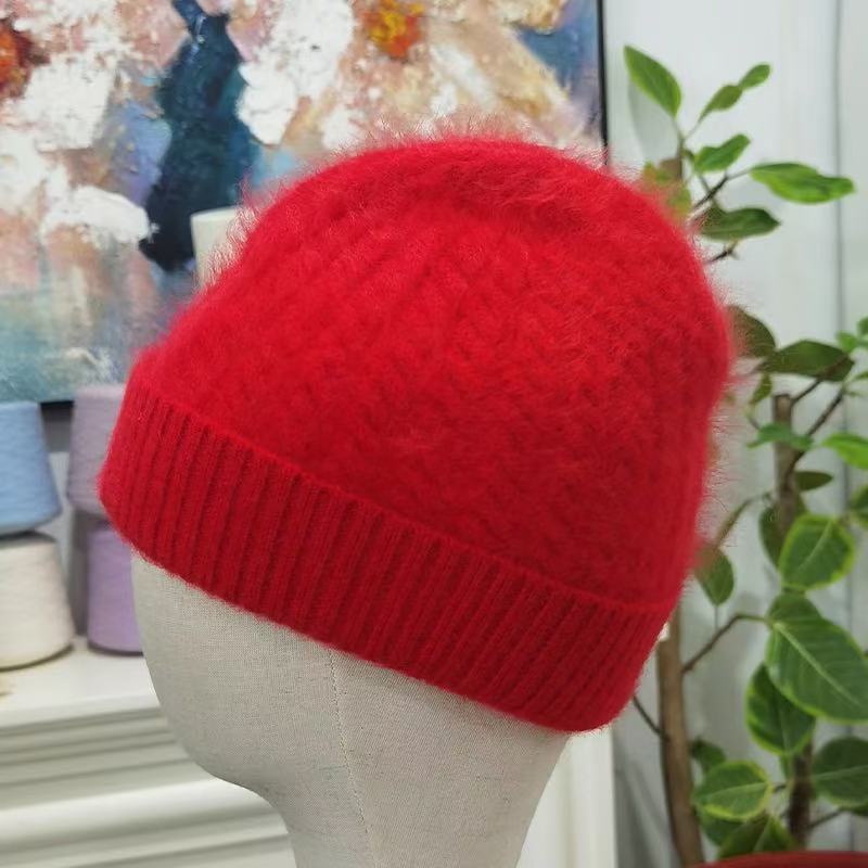 Women's Brushed Cashmere Cable Knit Beanie