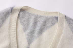 Women’s Brushed Cashmere Argyle Pattern Button-Up Cardigan