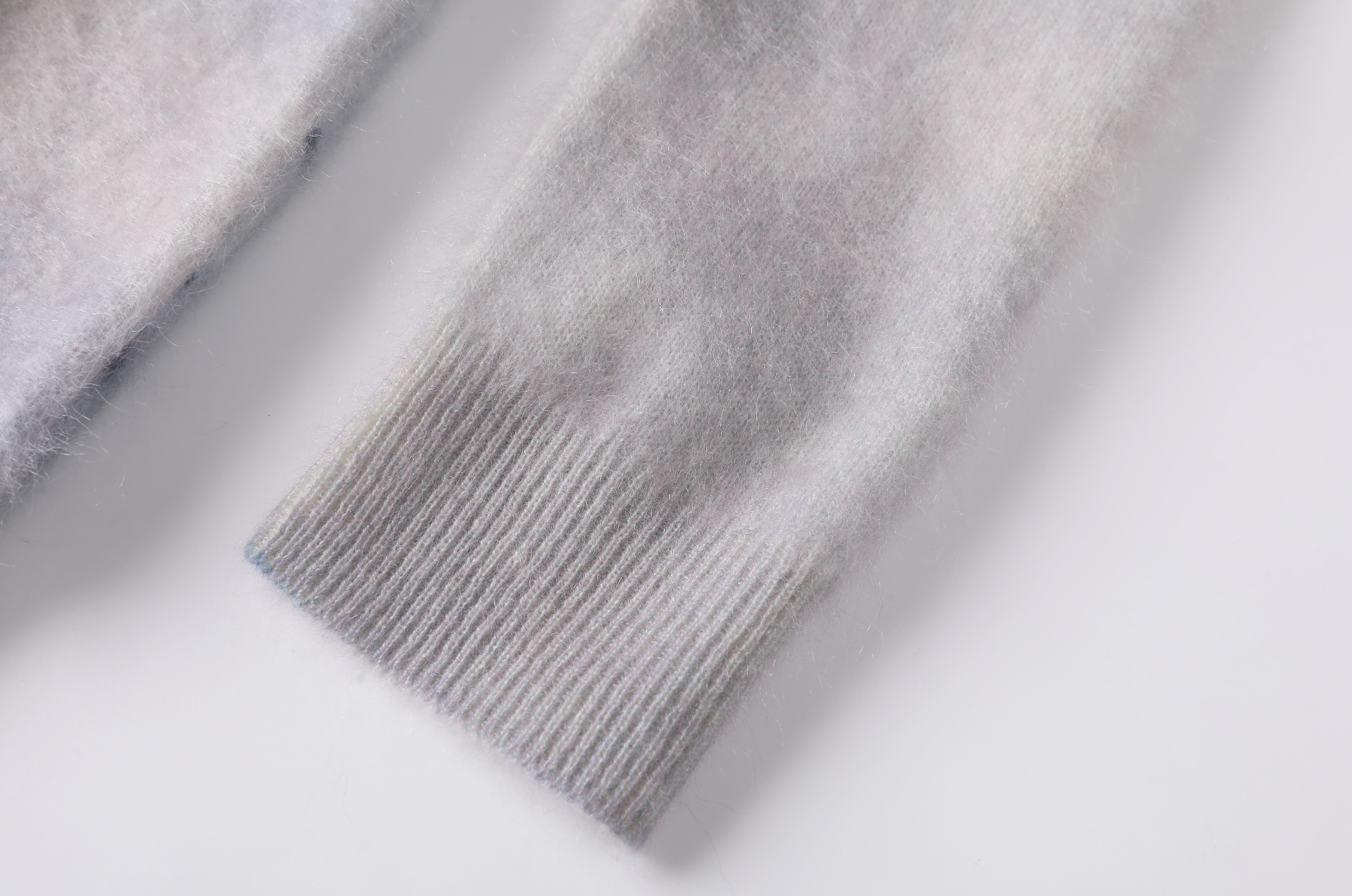 Women’s Brushed Cashmere Allover Printed Pullover Sweater