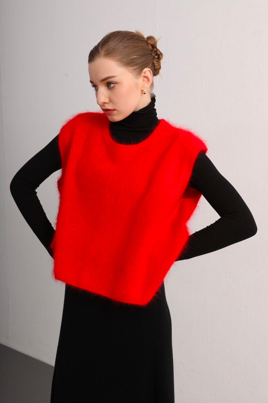 Women's Sleeveless Brushed Cashmere Pullover Vest