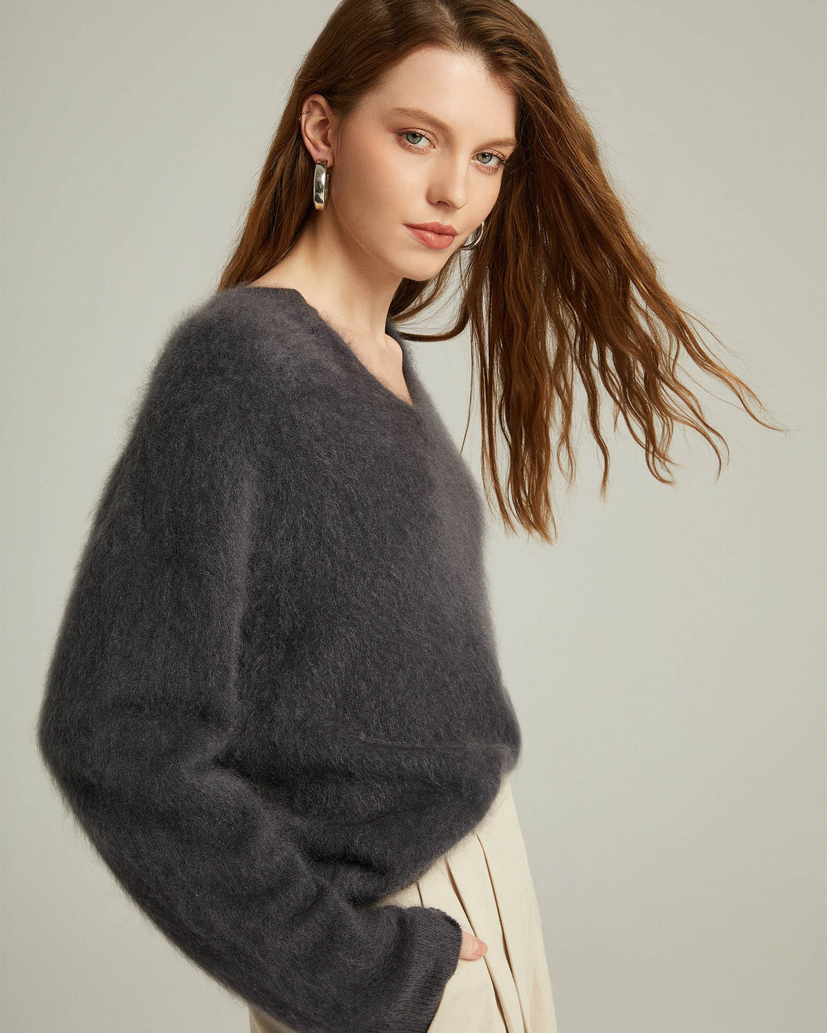 Brushed Cashmere V-neck Pullover Sweater